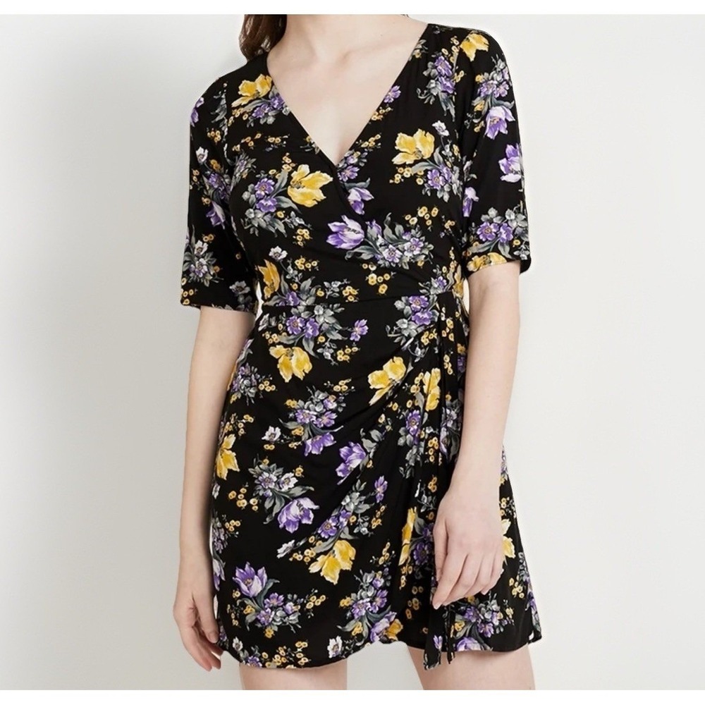 Abercrombie Fitch Mini Wrap Dress Womens Medium Black Floral V-Neck Summer Boho